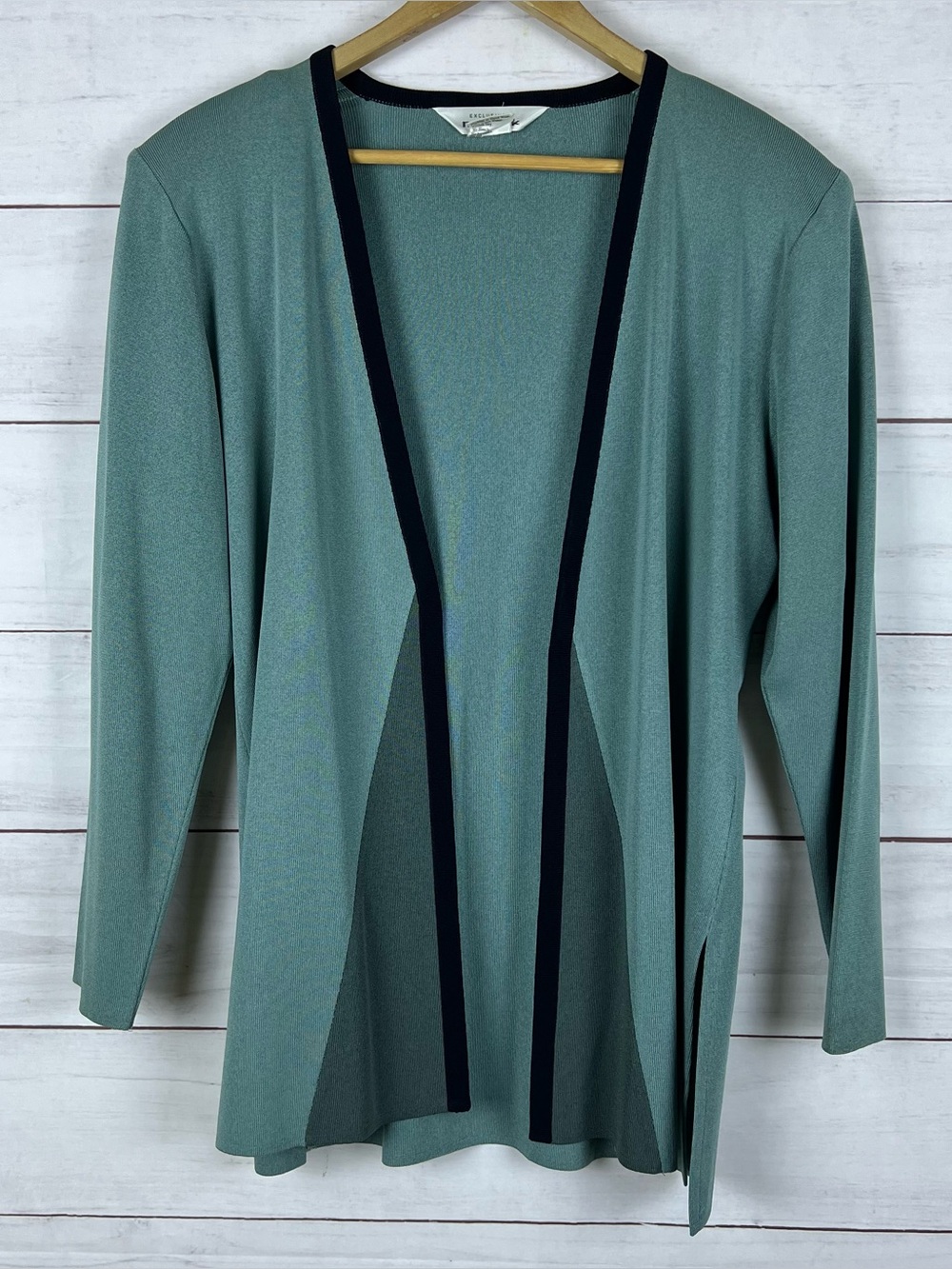 EXCLUSIVELY MISOOK Mint Green Open Front Semi-Long Color Block Cardigan Medium